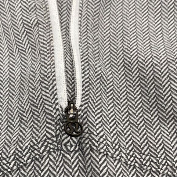 Lululemon Kanto Catch Me Long Sleeve 1/2 Zip Stretch Athletic Jacket Top Grey 6 - Picture 6 of 14